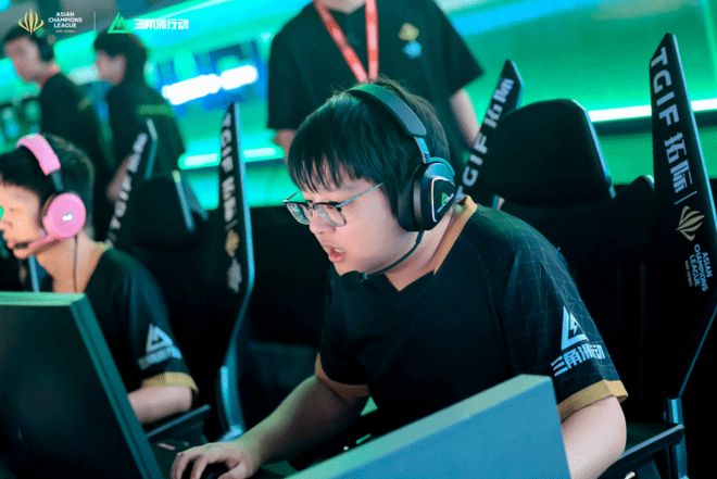 對比歐洲和 對比歐洲和