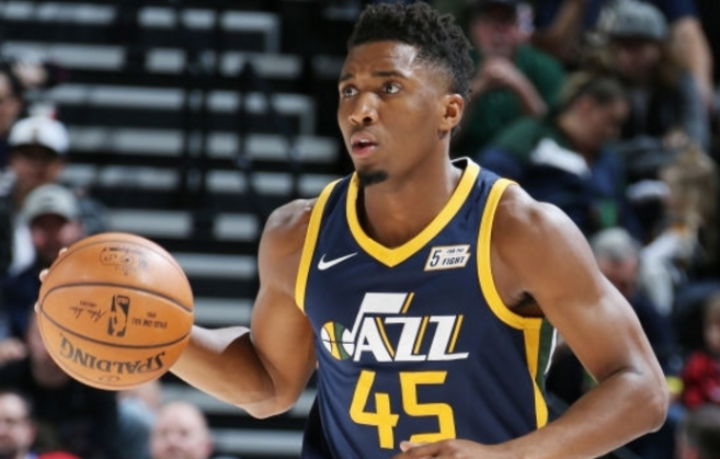 而是全体球 而是全体球