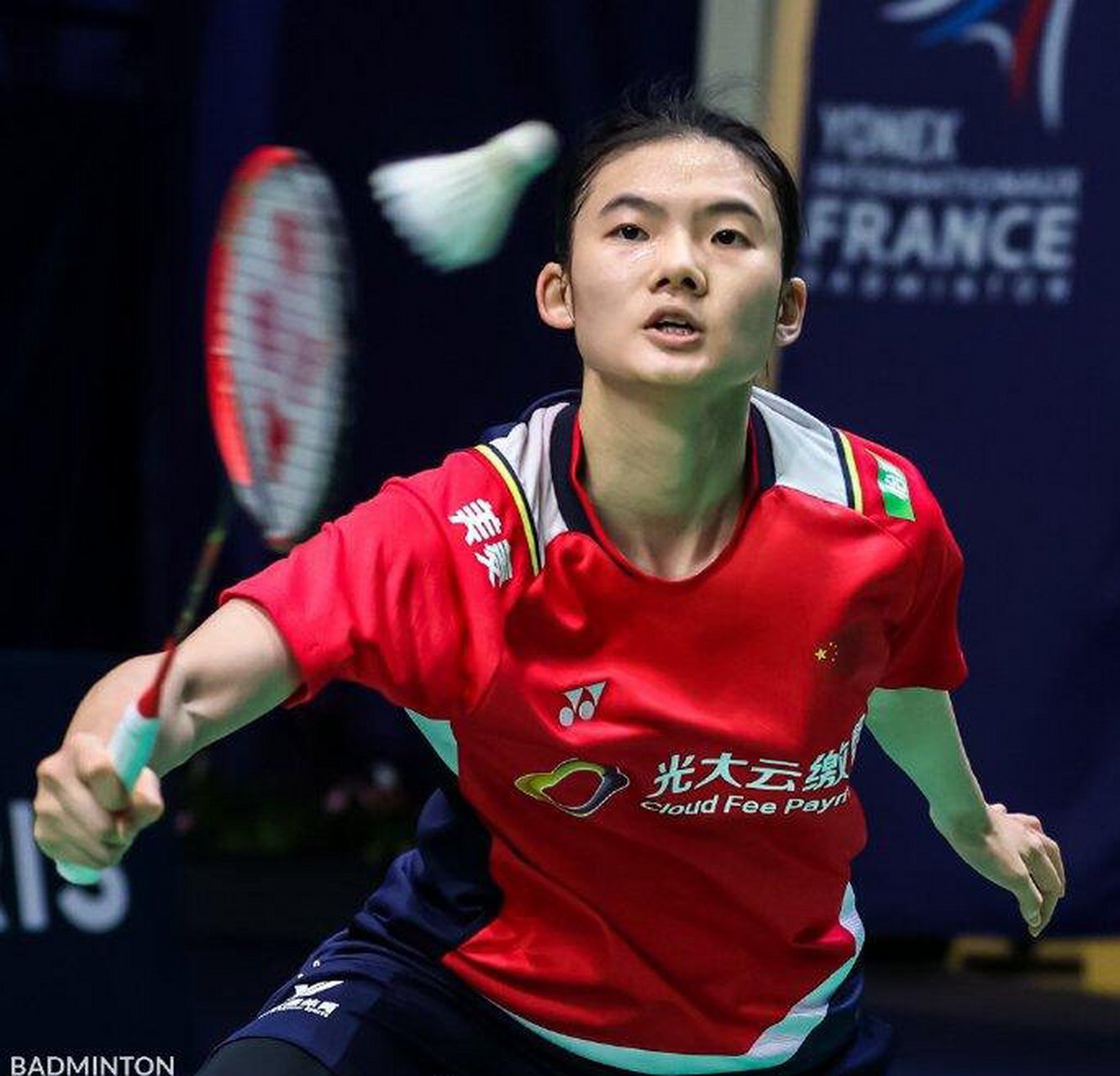 周定洋尝试北京“美食”豆汁儿，表情痛苦直呼：我不是北京人.