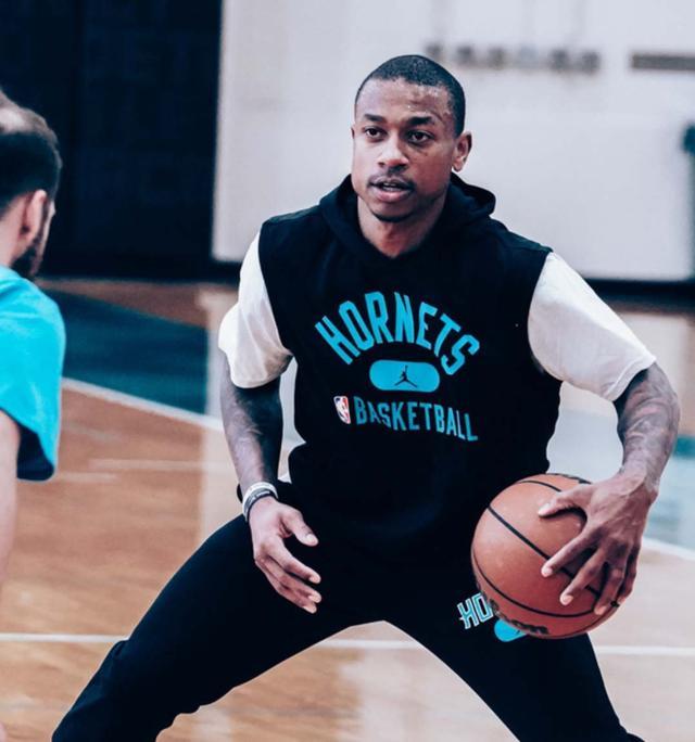 印尼羽毛球公开赛：骆建佑战胜印度选手 晋级16强